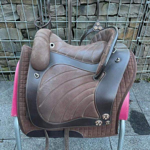 Deuber & Partner Espera S2 braun Chesnut Barocksattel