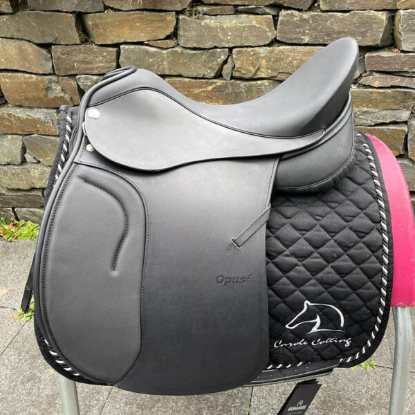 Sommer Opus 17,5“ Kroko Schwarz Dressursattel [NEU]